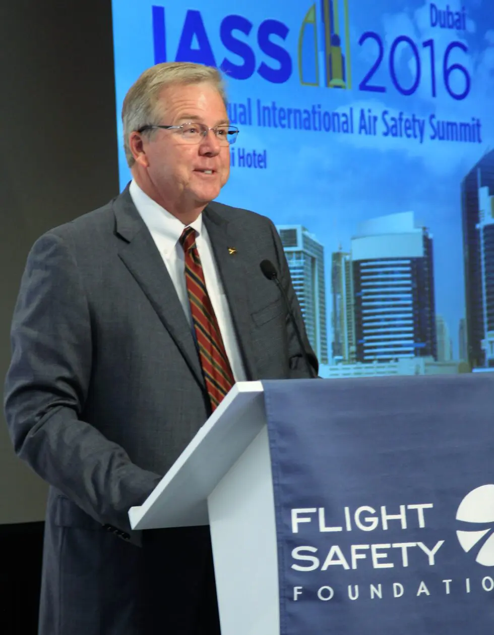 Foundation Recognizes Paolo Pettinaroli for Contributions to Safety