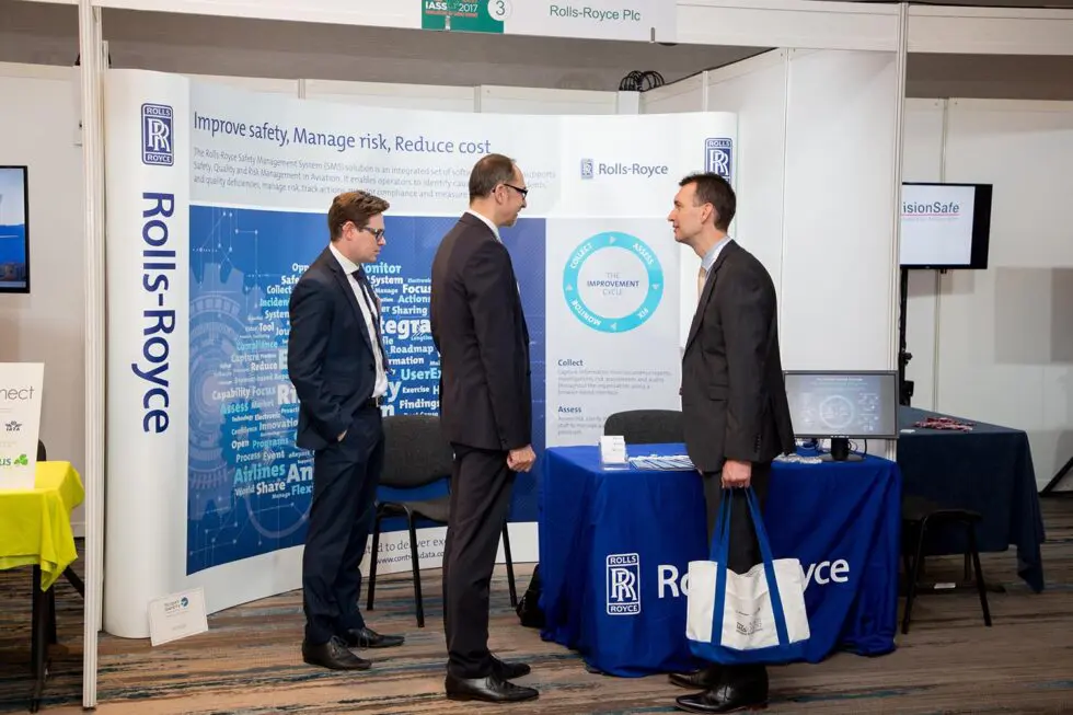 FSF Recognizes Achievements in Aviation Safety at Ceremony in London